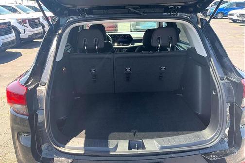 Mosaic Black Metallic 2025 Chevrolet Trailblazer LT