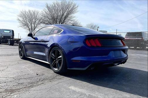 2015 Ford Mustang EcoBoost Premium