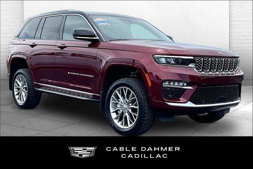 Diamond Black Crystal Pearlcoat 2023 Jeep Grand Cherokee Summit