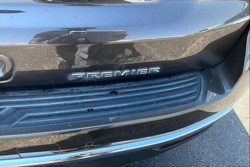 Graywood Metallic 2021 Chevrolet Suburban Premier