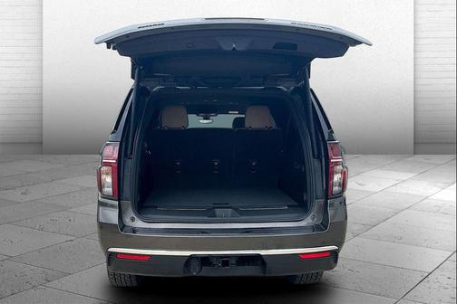 Graywood Metallic 2021 Chevrolet Suburban Premier