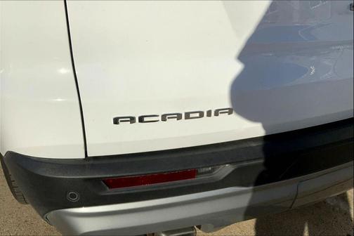 2025 GMC Acadia FWD Elevation