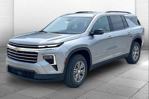 Sterling Gray Metallic 2027 Chevrolet Traverse LT