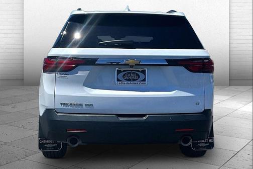 Summit White 2023 Chevrolet Traverse LT Cloth