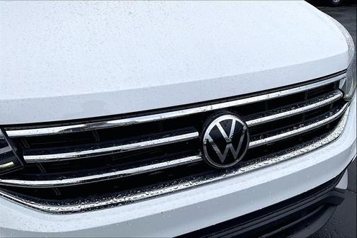 Pure White 2024 Volkswagen Tiguan 2.0T Wolfsburg Edition