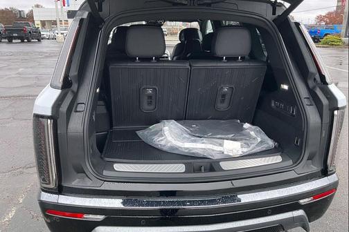 2026 Cadillac VISTIQ Sport