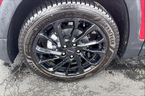 Volcanic Red Tintcoat 2024 GMC Terrain SLE