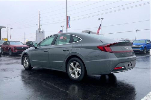 2021 Hyundai SONATA SE