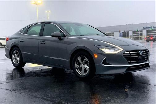 2021 Hyundai SONATA SE