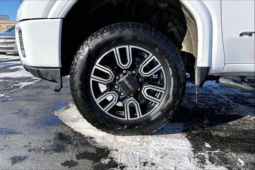 2023 GMC Sierra 2500 AT4