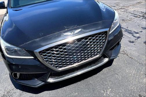 Victoria Black 2019 Genesis G80 3.3T Sport