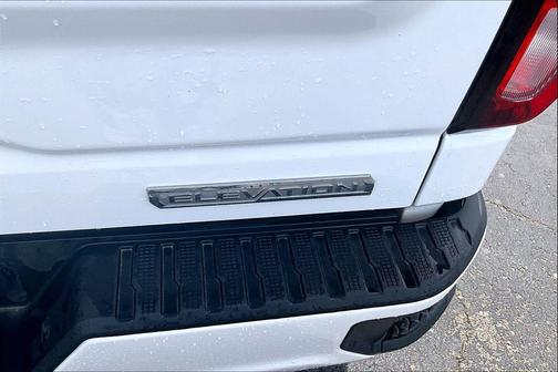 Summit White 2023 GMC Sierra 1500 Elevation