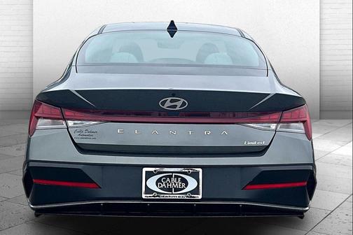 Amazon Gray 2025 Hyundai ELANTRA Limited