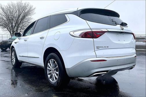 2023 Buick Enclave Essence AWD