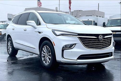 2023 Buick Enclave Essence AWD