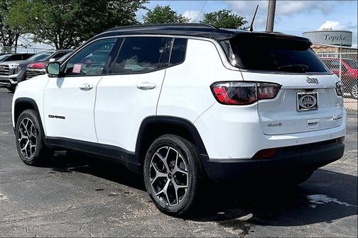 Bright White Clearcoat 2025 Jeep Compass Limited