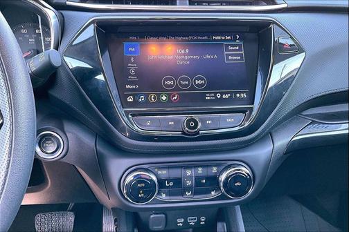 Mosaic Black Metallic 2023 Chevrolet Trailblazer LT