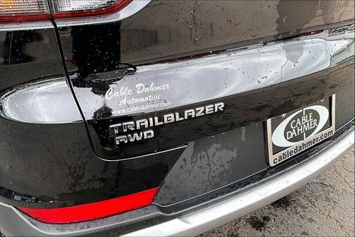 Mosaic Black Metallic 2023 Chevrolet Trailblazer LT