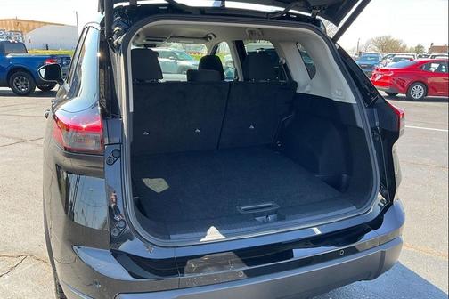 Super Black 2025 Nissan Rogue SV