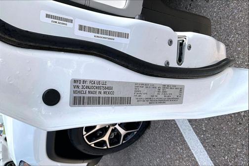 Bright White Clearcoat 2025 Jeep Compass Limited