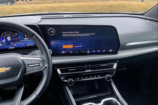 2024 Chevrolet Traverse LT