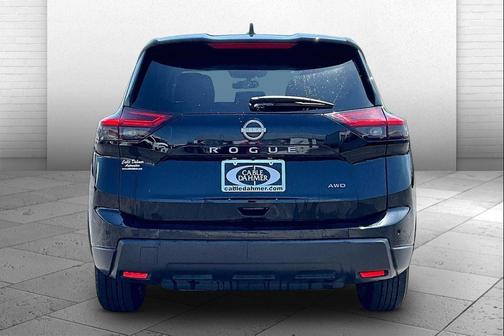 Super Black 2025 Nissan Rogue SV
