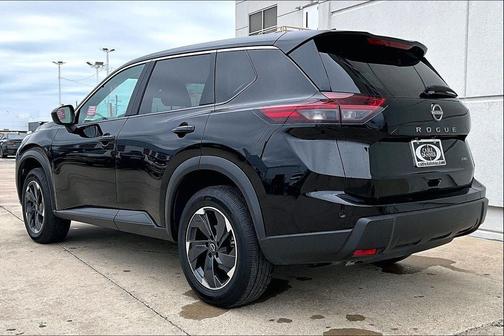 Super Black 2025 Nissan Rogue SV