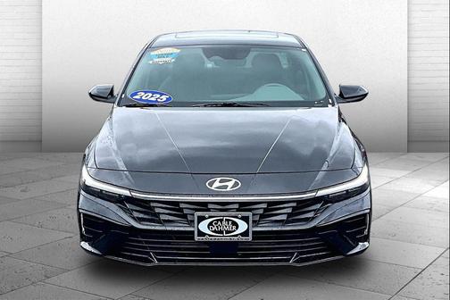 Abyss Black 2025 Hyundai ELANTRA SEL