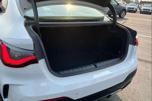 Alpine White 2022 BMW M440 i xDrive