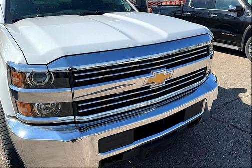 Summit White 2018 Chevrolet Silverado 2500 WT