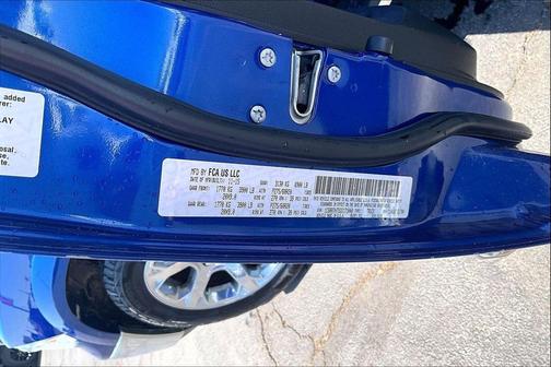 Blue Streak Pearlcoat 2016 RAM 1500 Laramie