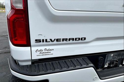 Summit White 2022 Chevrolet Silverado 2500 LTZ