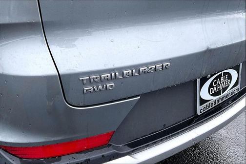 Sterling Gray Metallic 2025 Chevrolet Trailblazer LT