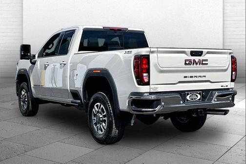 Coastal Dune 2026 GMC Sierra 2500 SLE