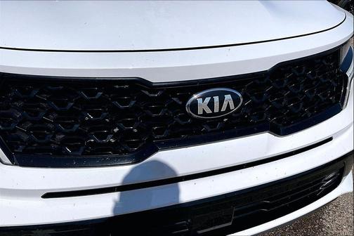 Glacial White Pearl 2021 Kia Sorento SX