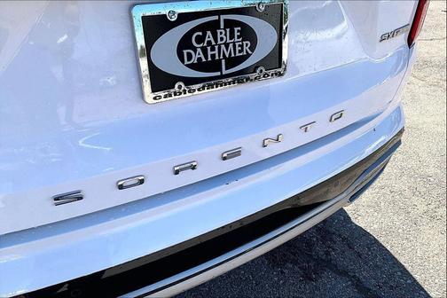 Glacial White Pearl 2021 Kia Sorento SX