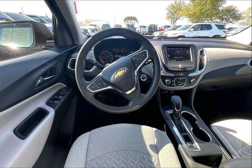 Sterling Gray Metallic 2023 Chevrolet Equinox LS