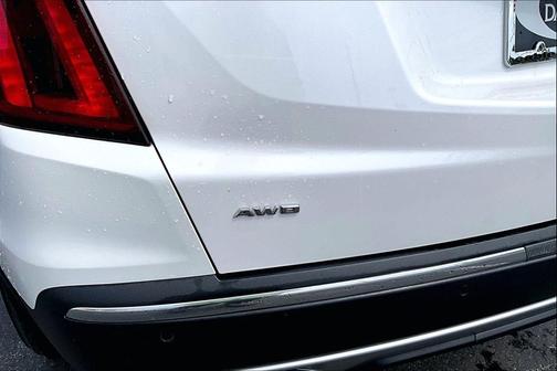 Crystal White Tricoat 2023 Cadillac XT5 Premium Luxury