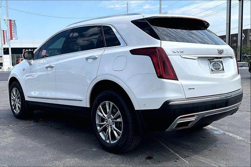 Crystal White Tricoat 2023 Cadillac XT5 Premium Luxury