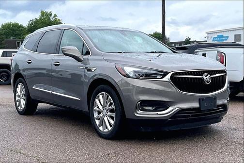 Pepperdust Metallic 2018 Buick Enclave Essence