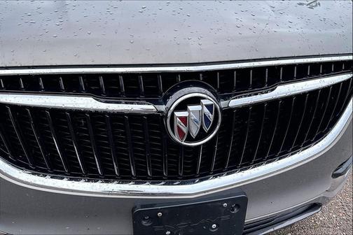 Pepperdust Metallic 2018 Buick Enclave Essence