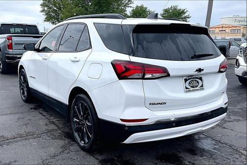 Summit White 2022 Chevrolet Equinox FWD RS