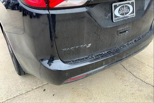 2020 Chrysler Pacifica Touring L