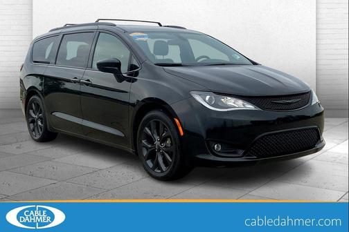 2020 Chrysler Pacifica Touring L