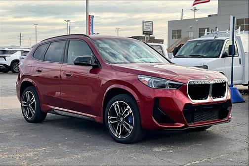 Vegas Red Metallic 2026 BMW X1 M35i