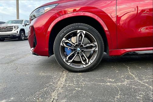 Vegas Red Metallic 2026 BMW X1 M35i