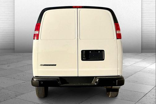 2025 Chevrolet Express 2500 RWD 2500 Regular Wheelbase WT