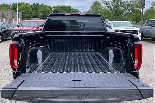 Onyx Black 2026 GMC Sierra 1500 SLT
