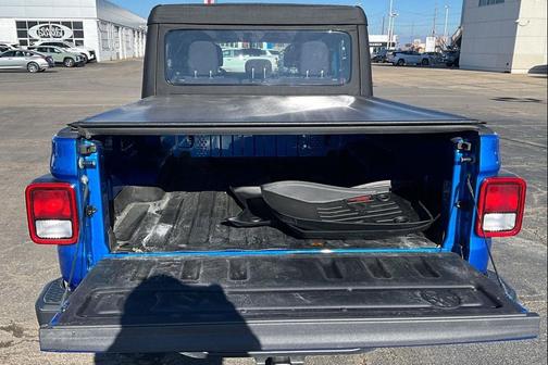 2021 Jeep Gladiator Sport