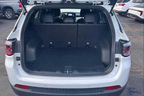 Bright White Clearcoat 2025 Jeep Compass Limited